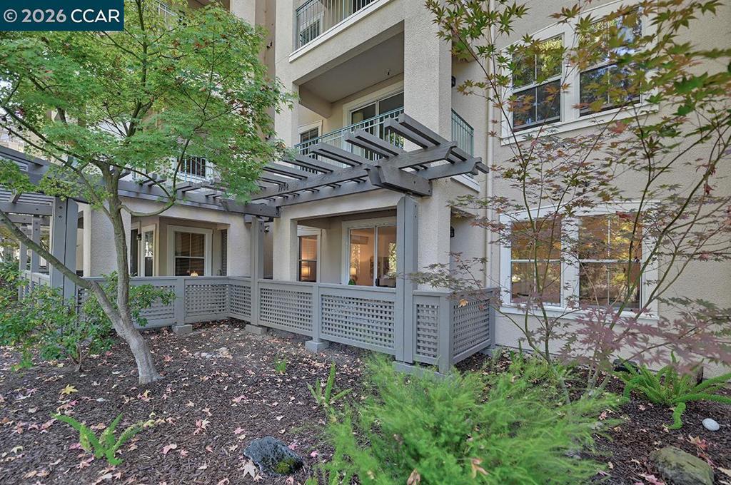 1860 Tice Creek Dr 1108