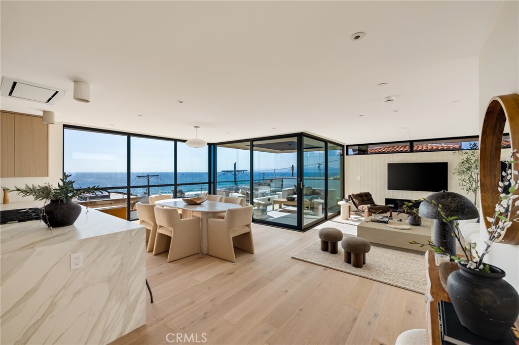 228 Moonstone