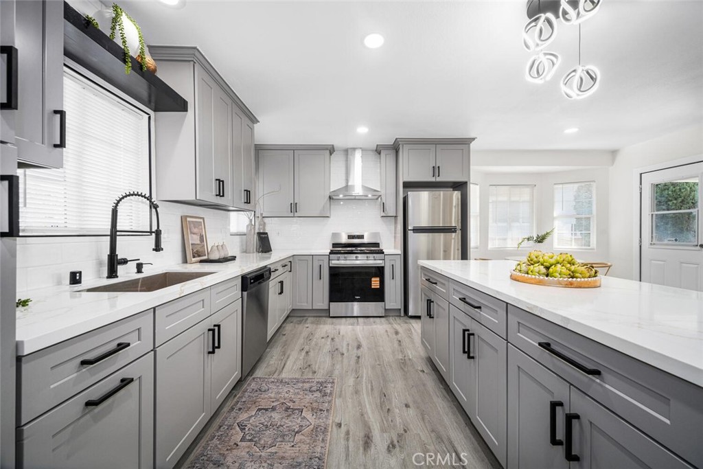 2612 Manhattan Beach