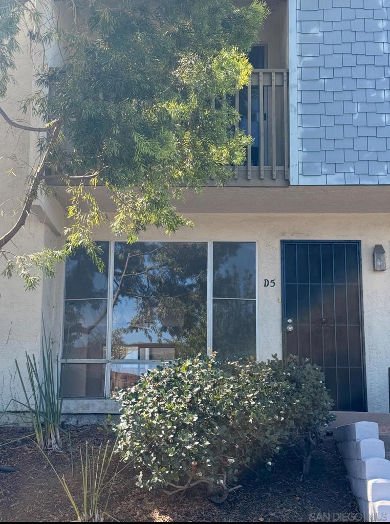 3282 Berger Avenue Unit D5