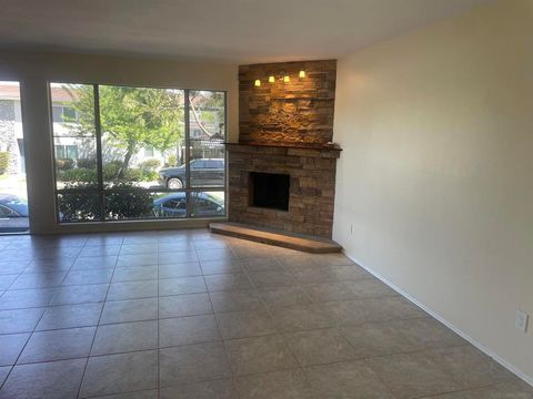 Photo of 3282 Berger Avenue Ave #Unit D5, San Diego, CA 92123 (MLS # 260006110SD)