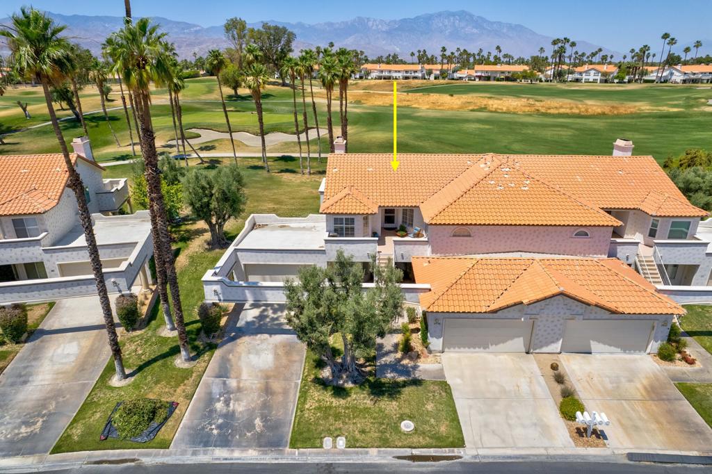 247 Vista Royale Circle W
