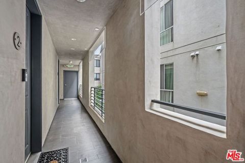 Tiny photo for 11254 Mississippi Avenue, Los Angeles, CA 90025 (MLS # 25586673)