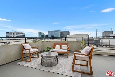 Tiny photo for 11254 Mississippi Avenue, Los Angeles, CA 90025 (MLS # 25586673)