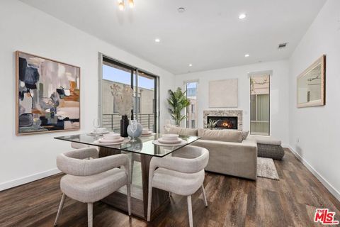 Tiny photo for 11254 Mississippi Avenue, Los Angeles, CA 90025 (MLS # 25586673)