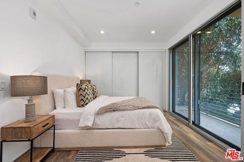 Tiny photo for 11254 Mississippi Avenue, Los Angeles, CA 90025 (MLS # 25586673)