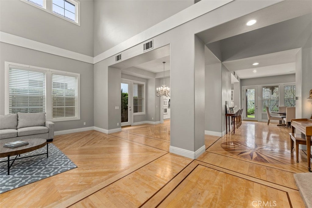 46 Downfield Way