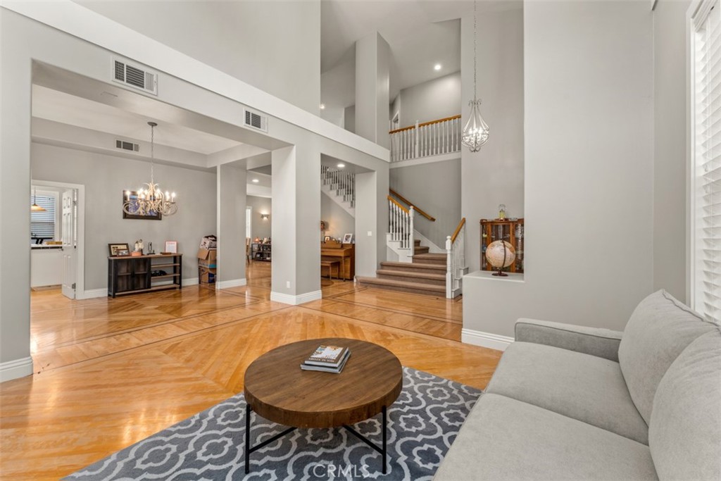 46 Downfield Way