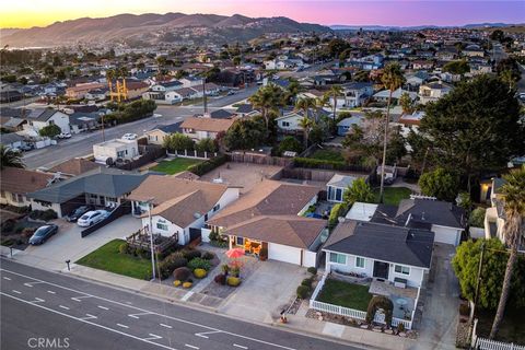 Tiny photo for 555 Newport Avenue, Grover Beach, CA 93433 (MLS # PI26075201)