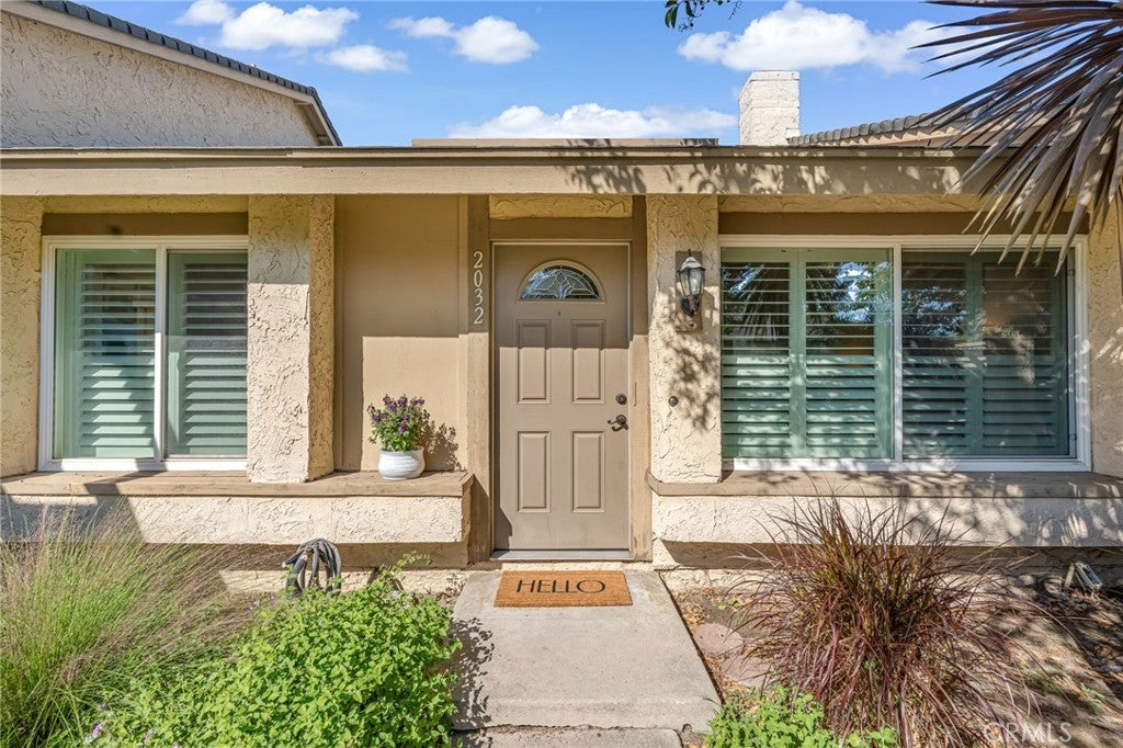 2032 E Blackwood