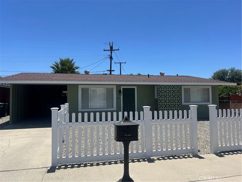 Photo of 291 Mary LN, Hemet, CA 92543 (MLS # SW26118050)