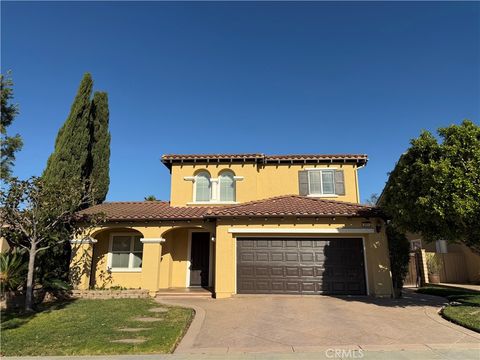 Photo of 317 commons park Drive, Camarillo, CA 93012 (MLS # SR26053485)