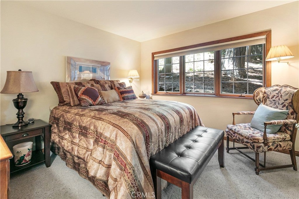 Lake Arrowhead, California, 92352, United States, 4 Bedrooms Bedrooms, ,5 BathroomsBathrooms,Residential,Active,2029756