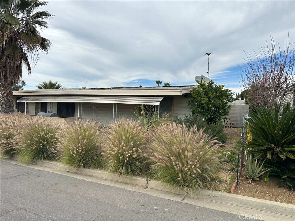 26200 Sultanas Road