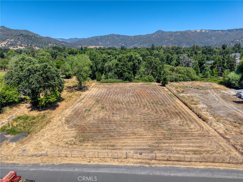 Photo 1 of 16 — 520 E State Highway 20, Upper Lake, CA 95485