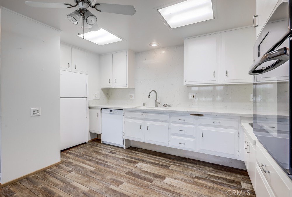 13983 Thunderbird Drive 3K