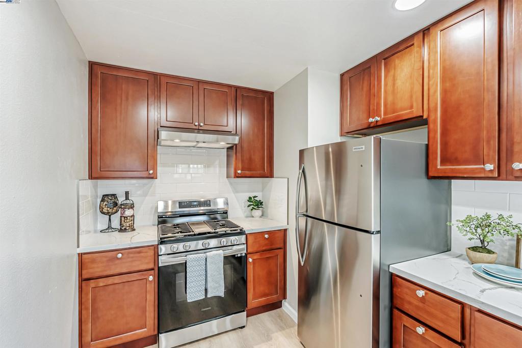 SAN PABLO PROP - Residential