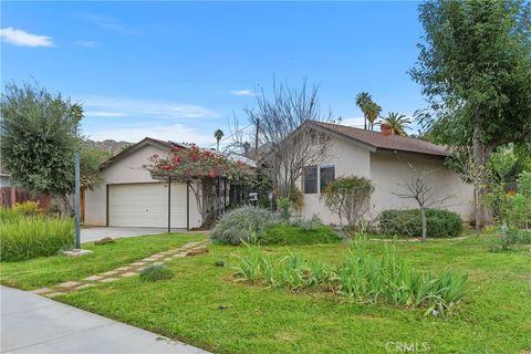 Photo of 3314 Celeste Dr, Riverside, CA 92507 (MLS # IV26026254)