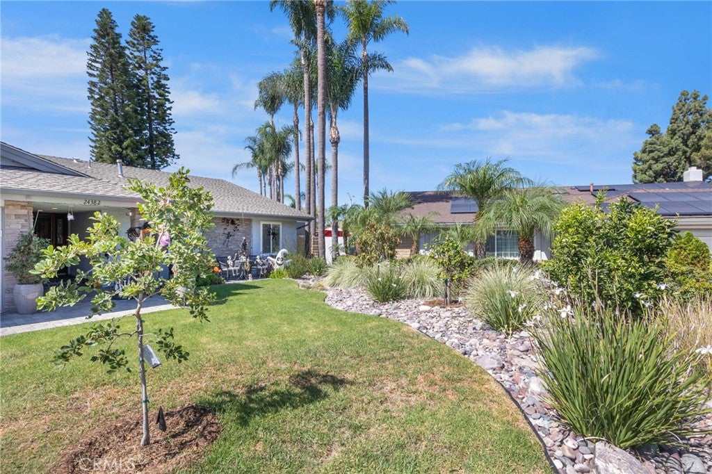 24382 Corta Cresta