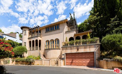 Photo of 2604 Rutherford Drive, Los Angeles, CA 90068 (MLS # 26659373)