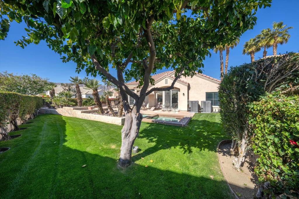 La Quinta Fairways - Residential