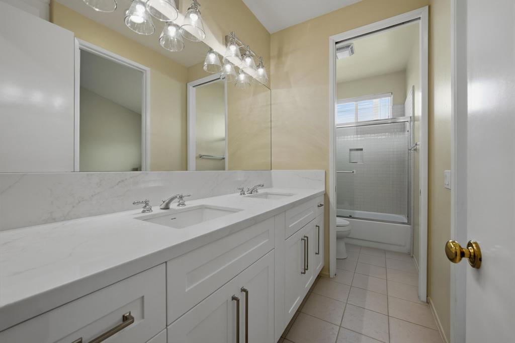 La Quinta Fairways - Residential