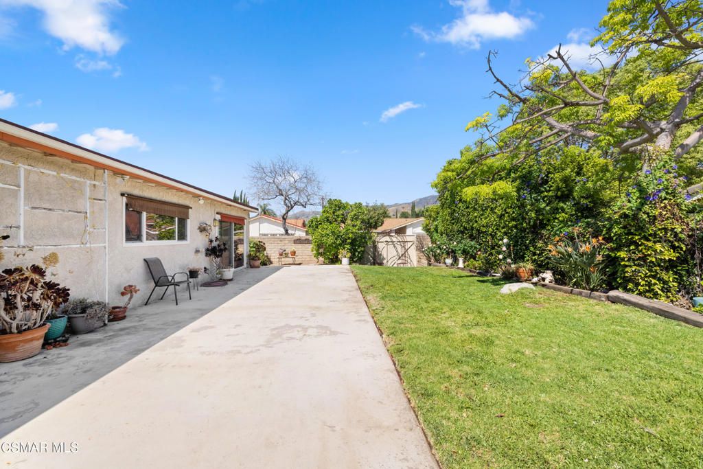 listing image 130728453219618142370