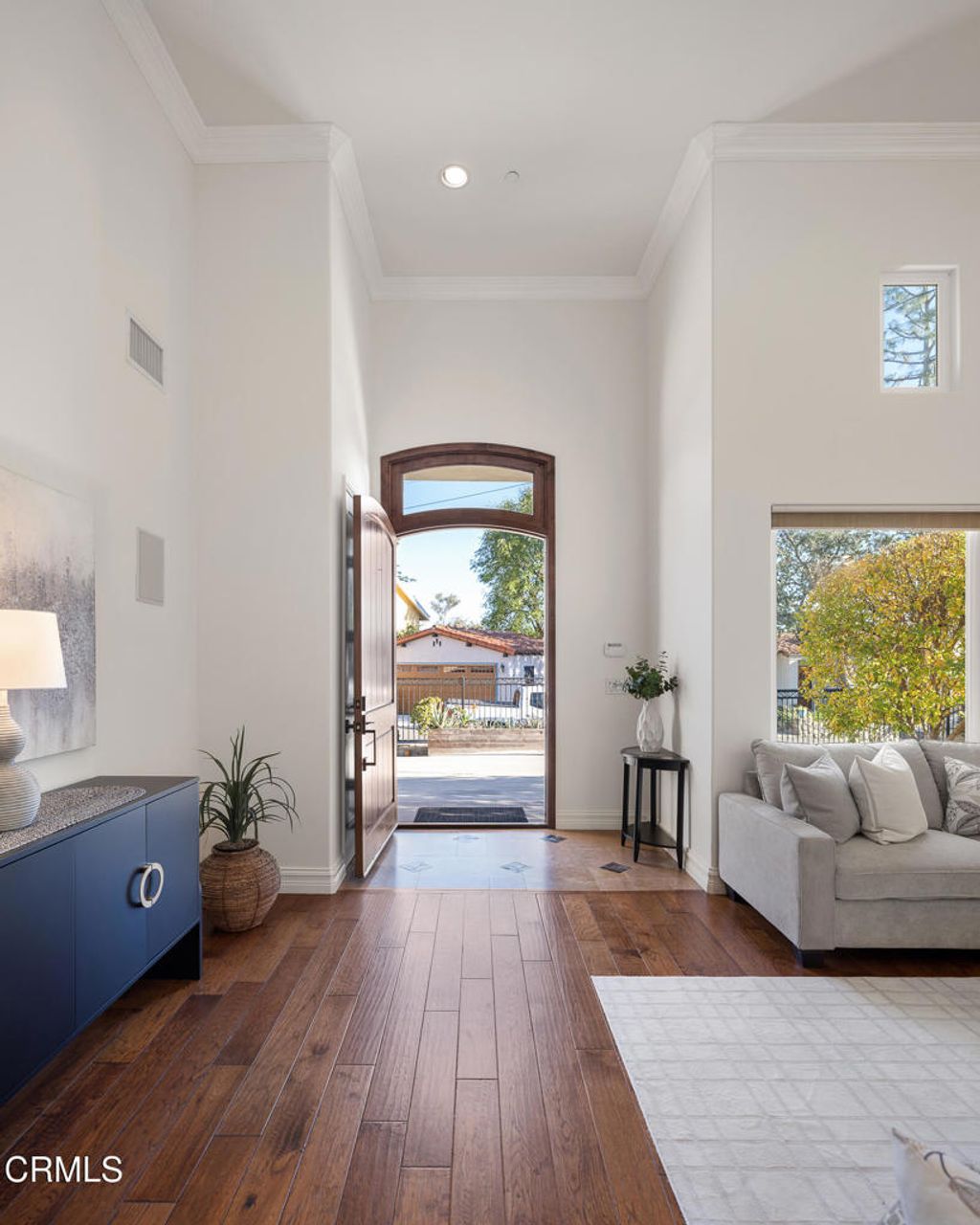 Photo of 4337 Vista Place, La Canada Flintridge, CA 91011 (MLS # P1-25569)