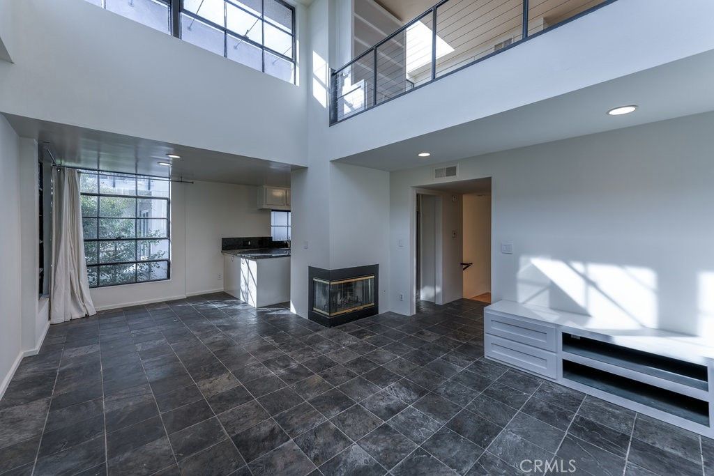 Photo of 11817 Texas #1, Los Angeles, CA 90025 (MLS # SR25263767)