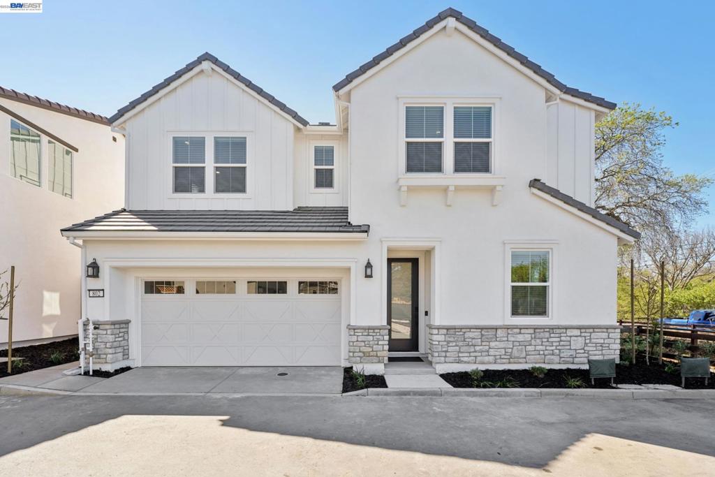 802 Abigail Pl