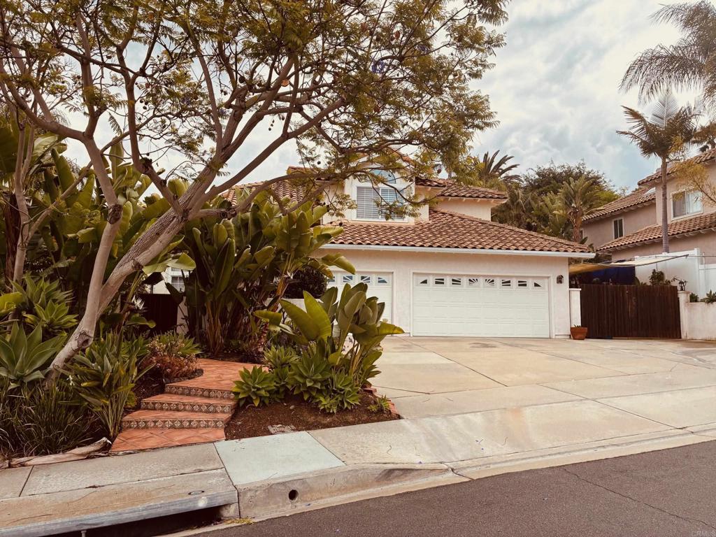 5151 Bella Colina Street