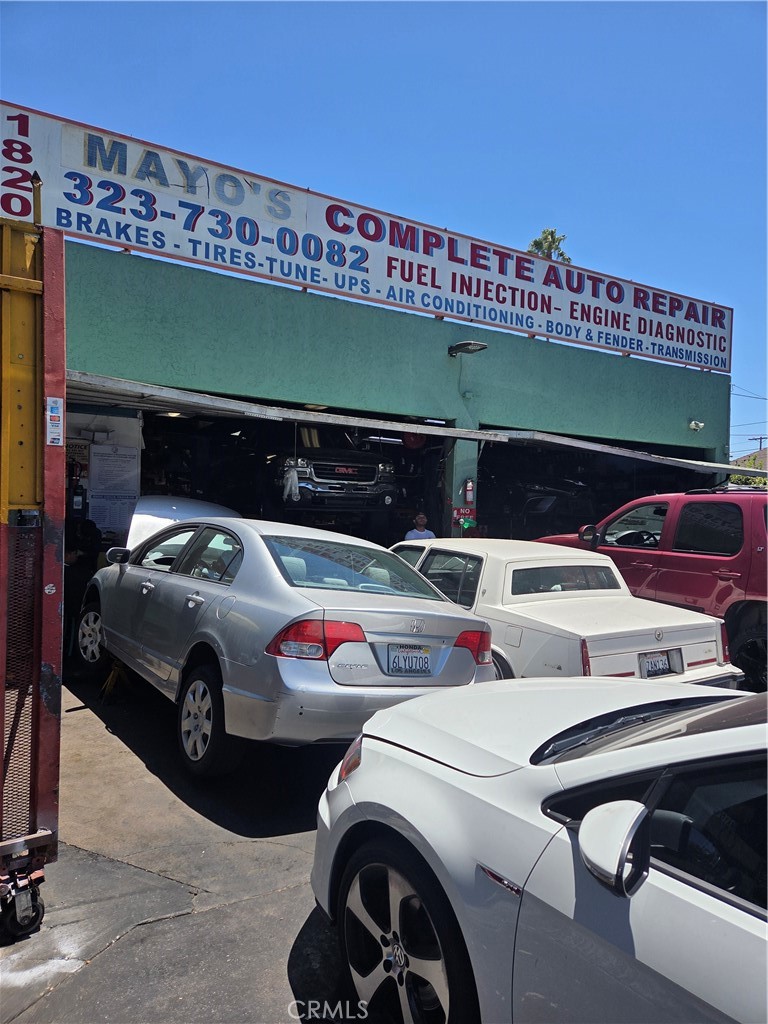 1820 W Adams Boulevard