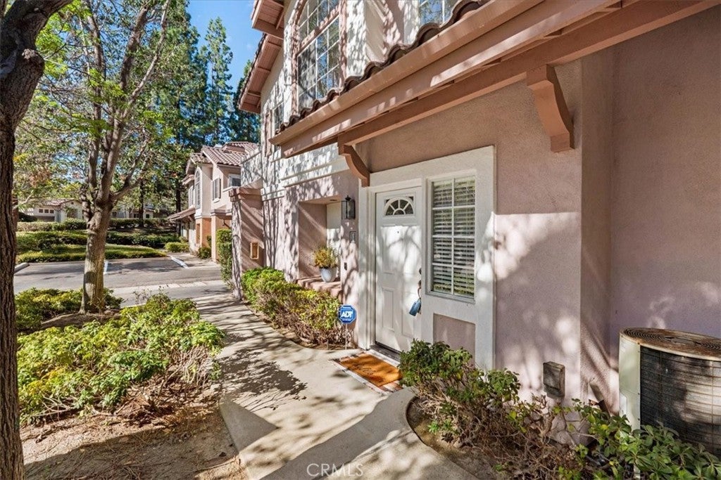 12080 Tivoli Park Row 1