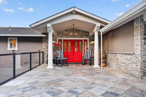Photo of 17241 Quail Court, Morgan Hill, CA 95037 (MLS # ML82046148)