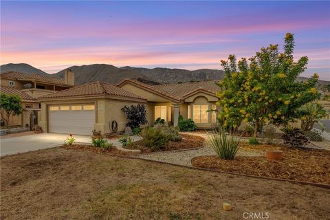 Photo of 2201 Canyon Dr, Colton, CA 92324 (MLS # IG25261504)