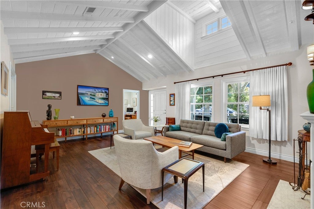 11156 Valley Spring Lane, Studio City CA 91602