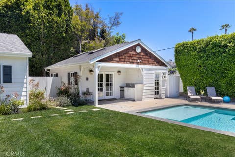 Tiny photo for 11156 Valley Spring Lane, Studio City, CA 91602 (MLS # SR26157865)