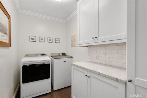 Tiny photo for 11156 Valley Spring Lane, Studio City, CA 91602 (MLS # SR26157865)