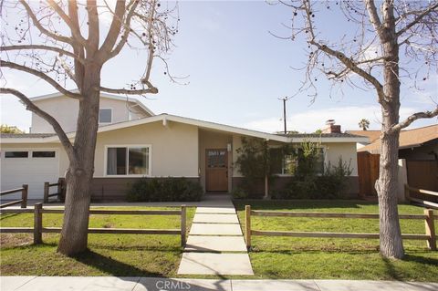 Photo of 2969 Bimini Pl, Costa Mesa, CA 92626 (MLS # NP26016326)