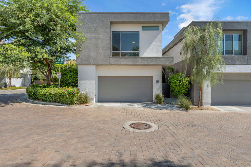 Dakota gated community.Beautiful San Jacinto Mountain views.This 2 bedrooms 3 bath home is ready to be enjoyed!Private setting backyard; with an upgraded pool and spaModern upgraded homeMUST SEE!