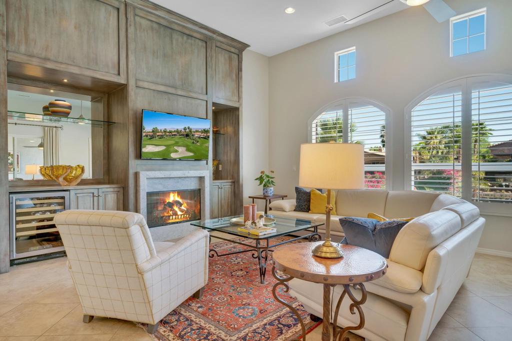 Santo Tomas - Residential