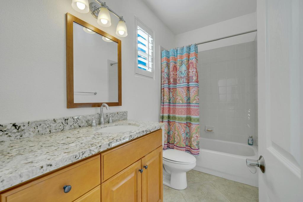 Santo Tomas - Residential