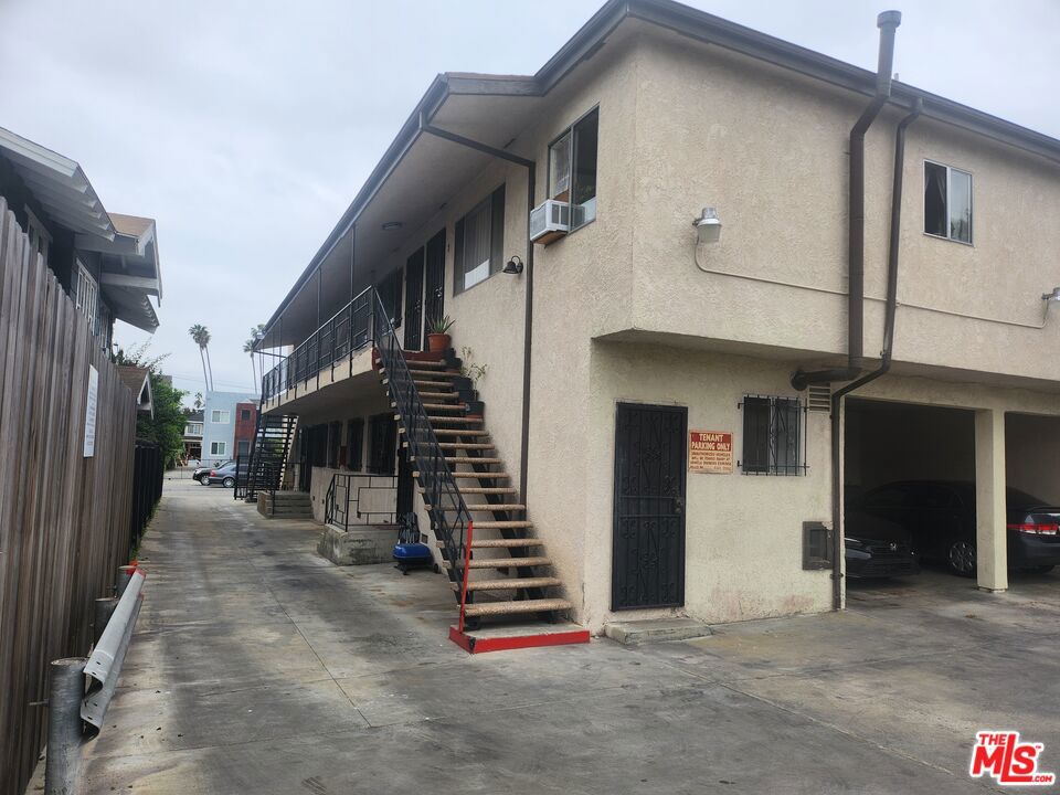 1406 Crenshaw Boulevard