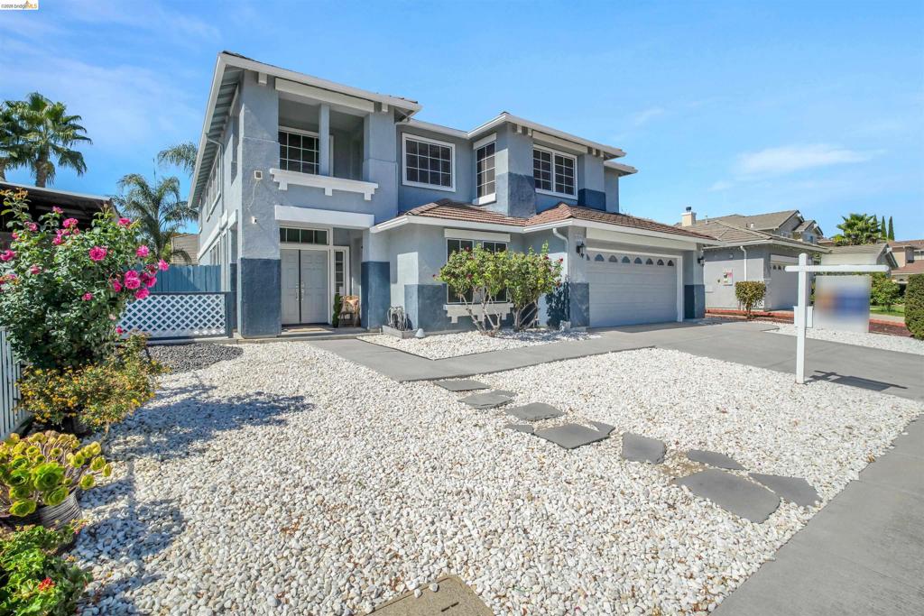 1315 Muscat Ct