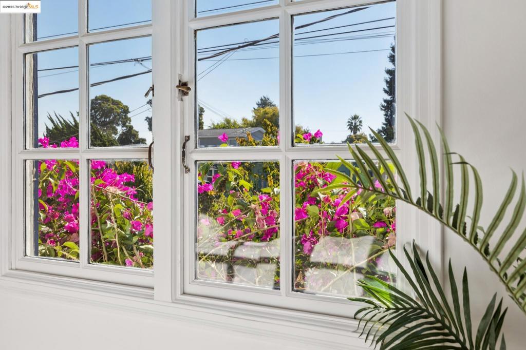 SAN PABLO PARK - Residential