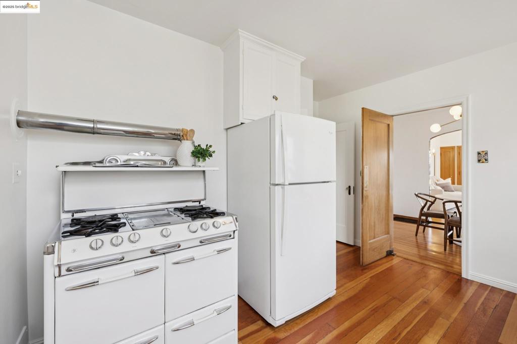 SAN PABLO PARK - Residential