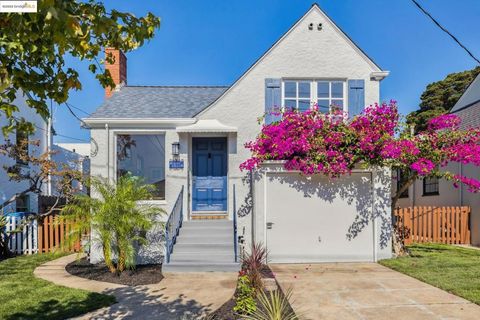 1421 Blake St Berkeley CA 94702