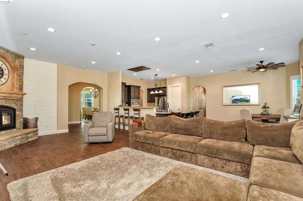 Not Listed - Residential