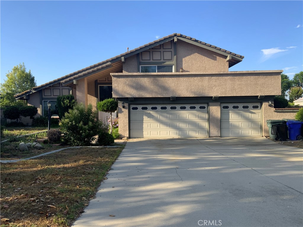 180 W Buffington Street