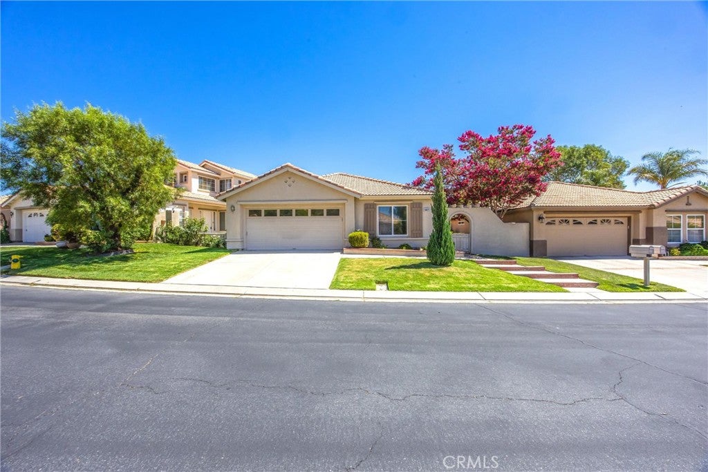 770 Twin Hills Dr